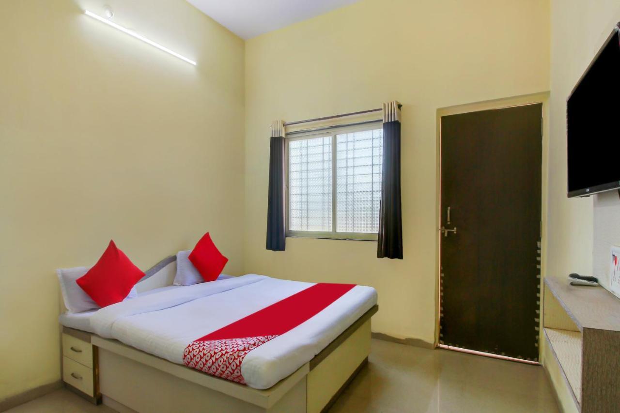 โอโย 64897 เทพคีรี ลอดจ์ Hotel Sailu ภายนอก รูปภาพ